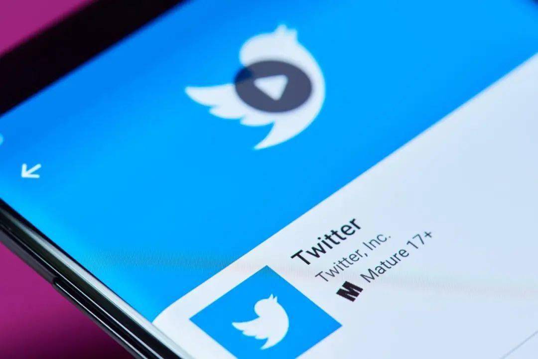 手机注册华为帐号收费吗
:马斯克称推特蓝V认证付费服务重启推迟至11月29日